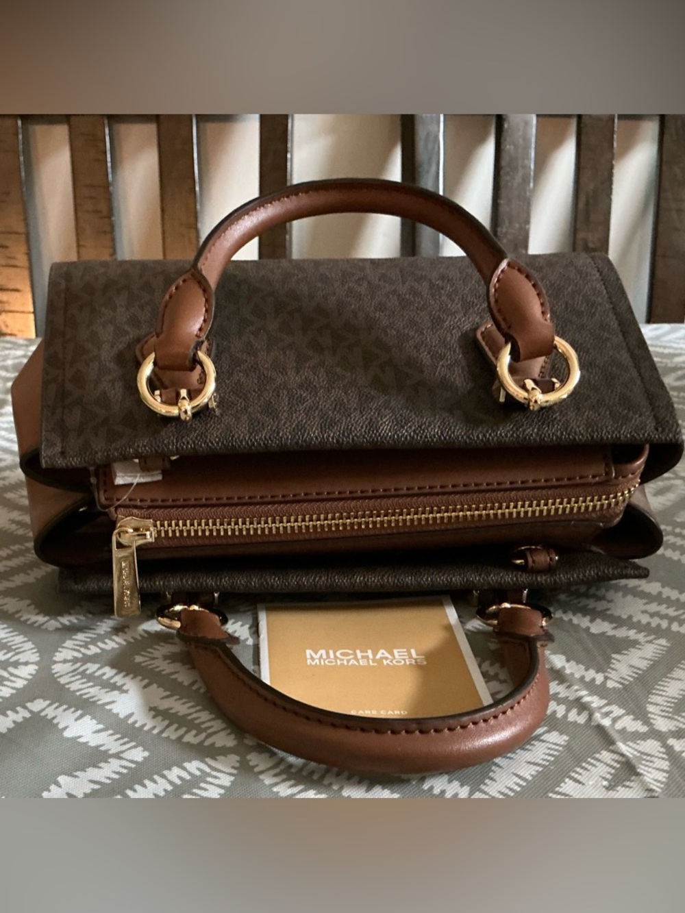 Michael Kors Marilyn Small Messenger Brown MK Signature NWT - Picture 16 of 16
